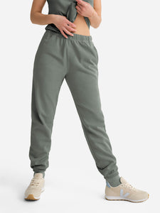 Organic Fleece Embroidered Relaxed Pocket Sweatpant