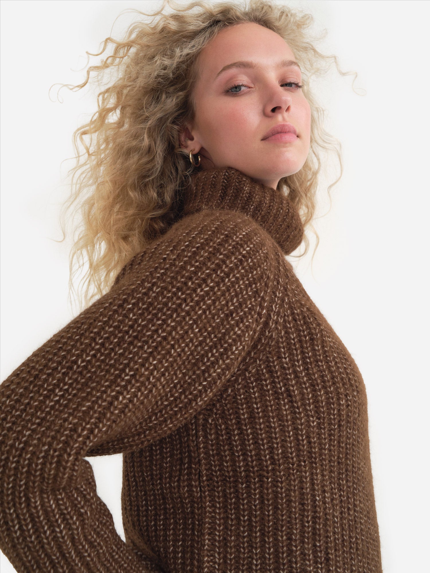 Alpaca Turtleneck Sweater – MATE the Label