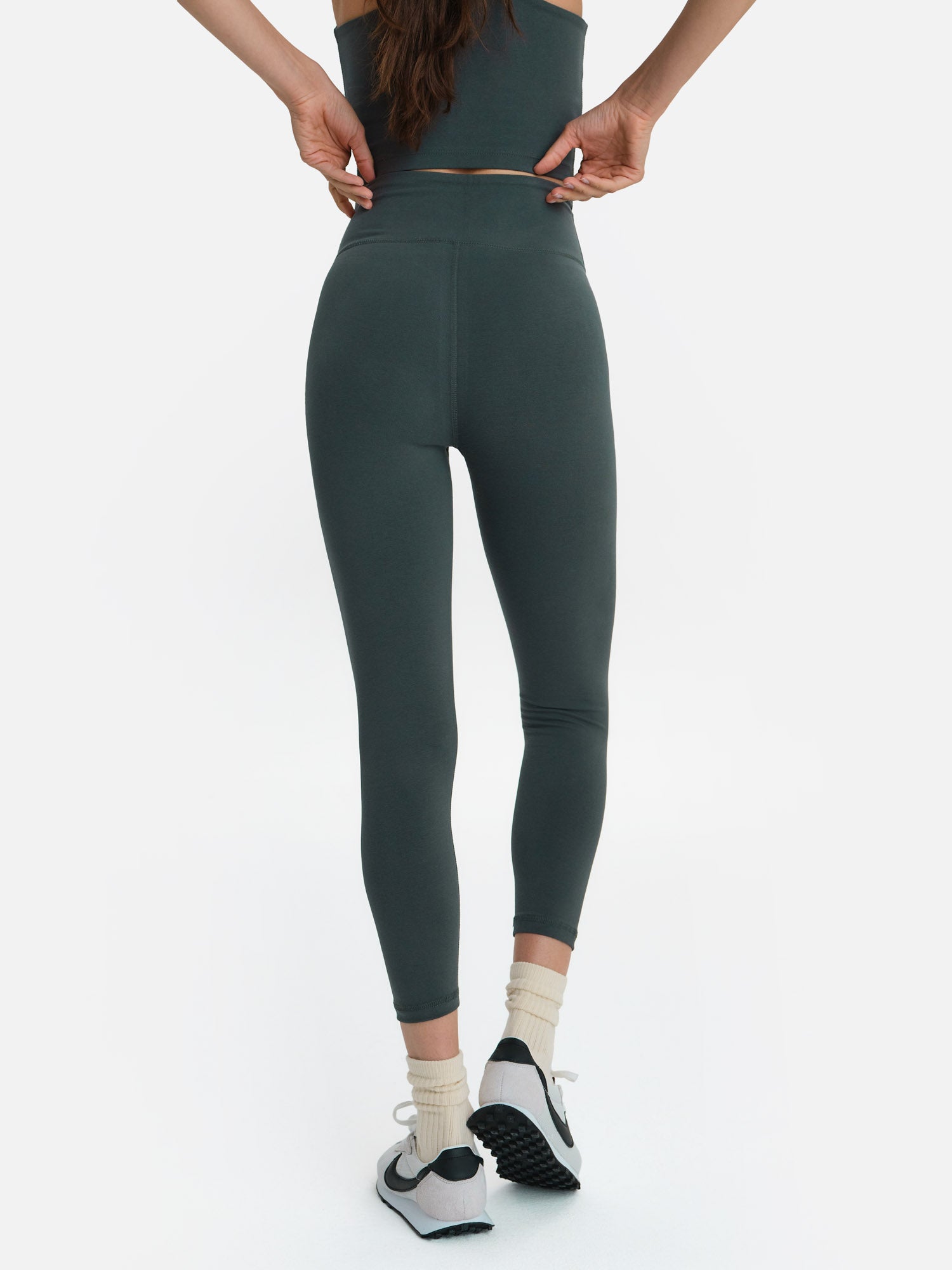 Organic Stretch Midi Legging – MATE the Label